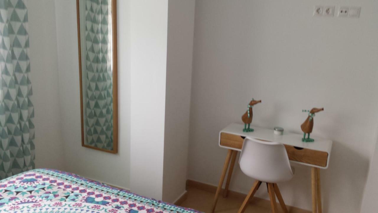 Santa Ana Apartman Onil Kültér fotó