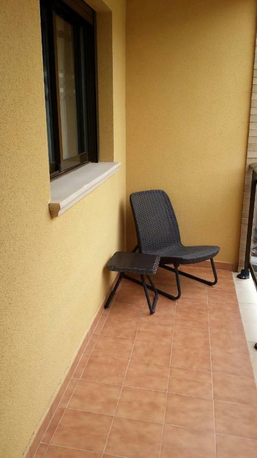 Santa Ana Apartman Onil Kültér fotó